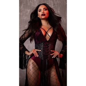 NEW Yandy Wicked Vampire Costume Size Large